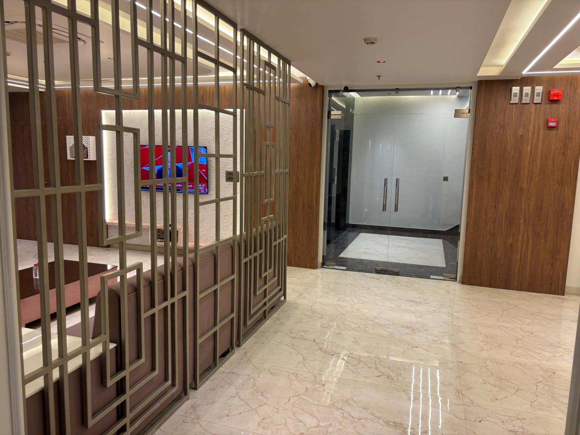 Hotel The Crown Inn Jhunjhunu Ngoại thất bức ảnh
