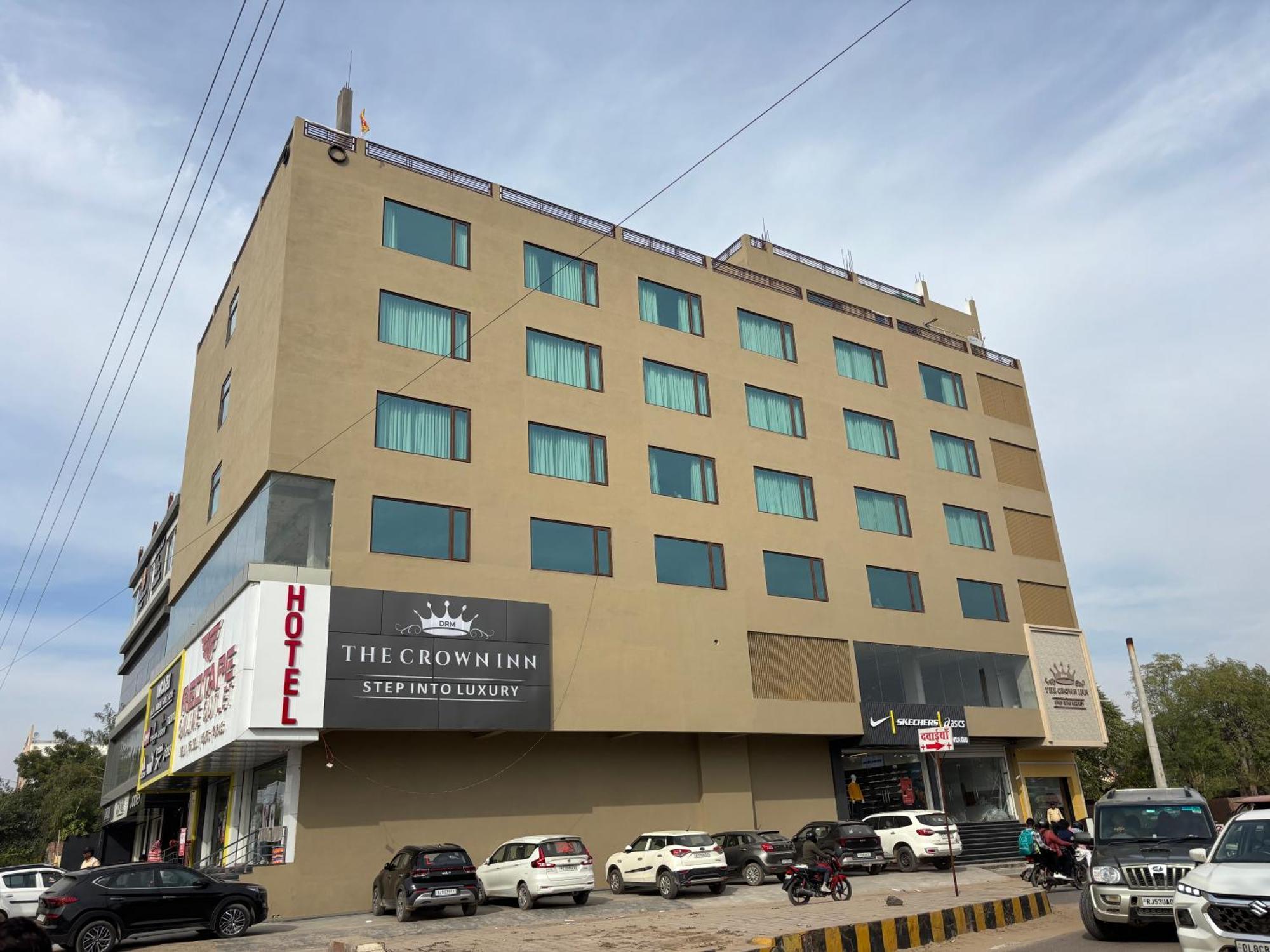 Hotel The Crown Inn Jhunjhunu Ngoại thất bức ảnh