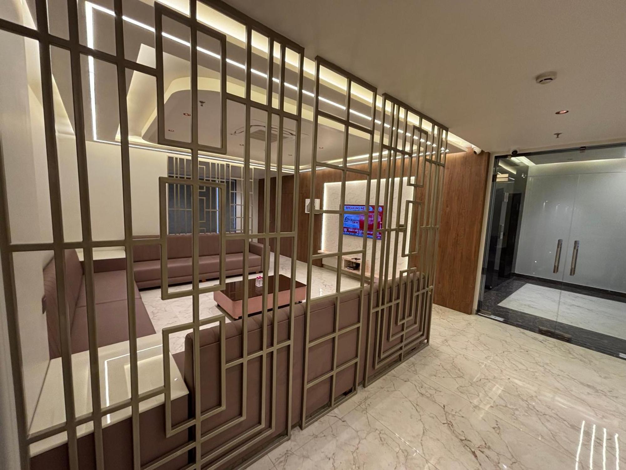 Hotel The Crown Inn Jhunjhunu Ngoại thất bức ảnh